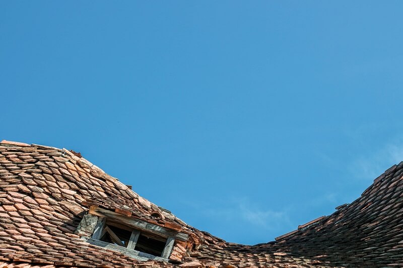 Roof repair for damaged roofs