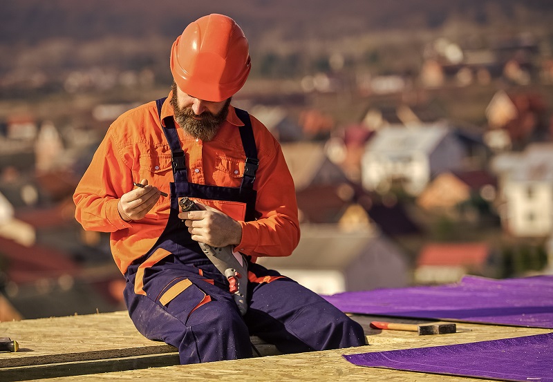 Insulating metal roofs