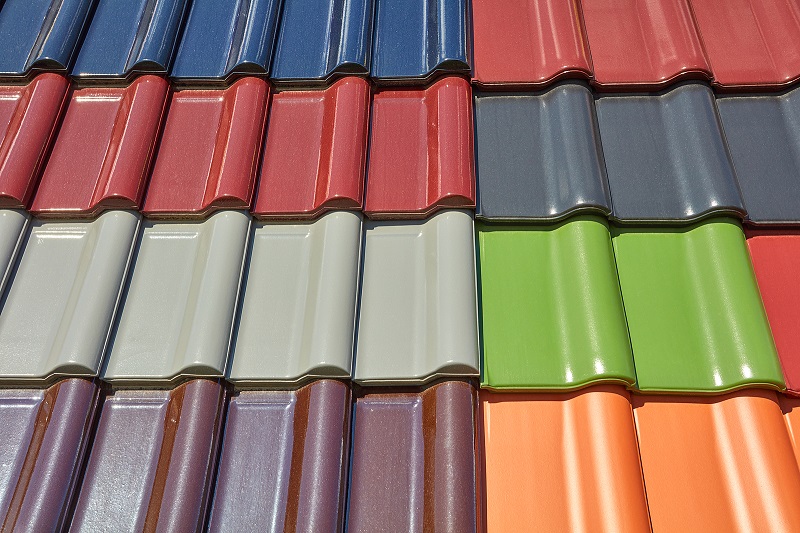 Choosing the best roof color