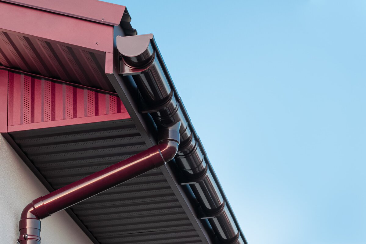 New gutter in Lakeland , central Florida
