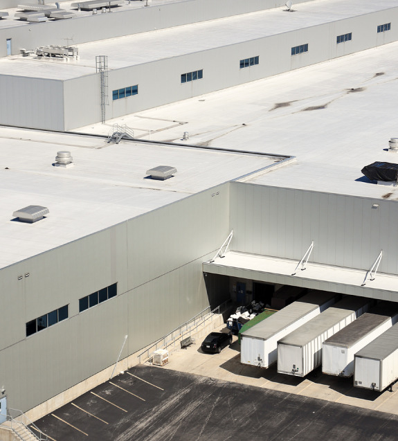 commercial property with flat roof in Florida