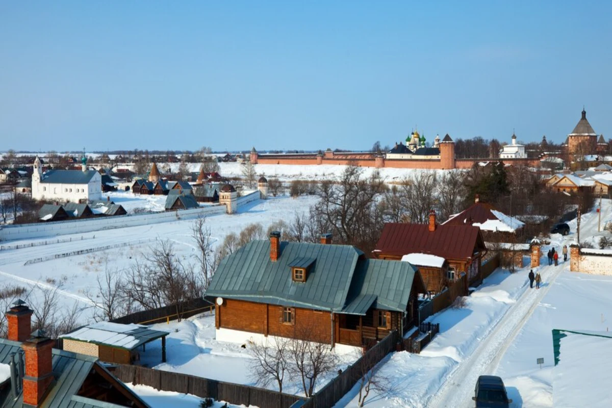 sloped roof in winter
