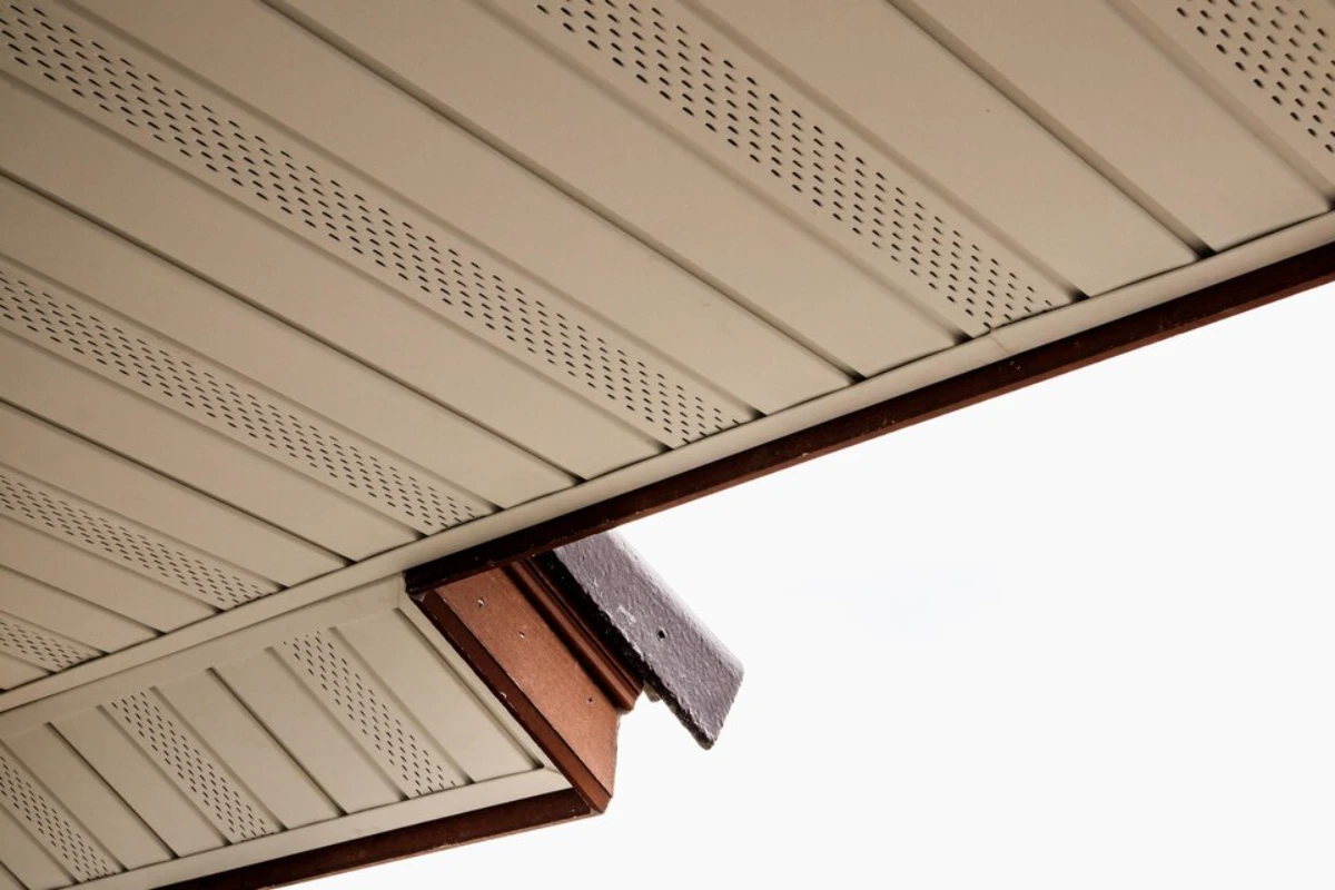 soffit board installation in Florida